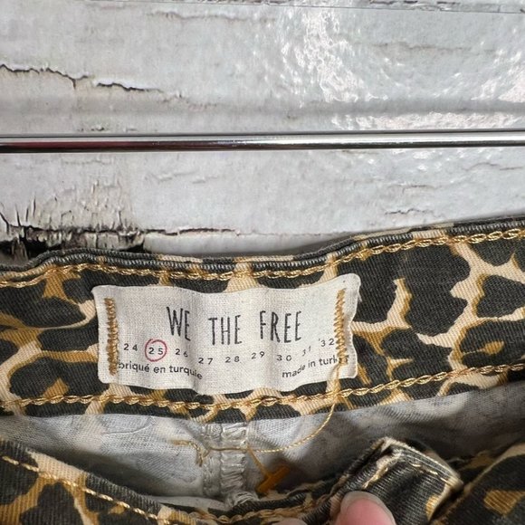 WE THE FREE people leopard cheetah print Belle high rise pants size 25 - Picture 4 of 8